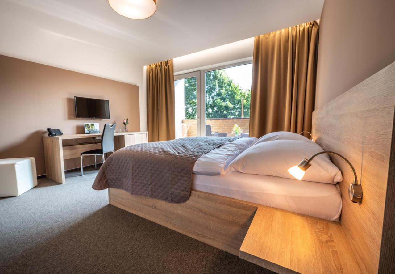 Hotel Termaly Male Bielice Partizánske Exteriér fotografie
