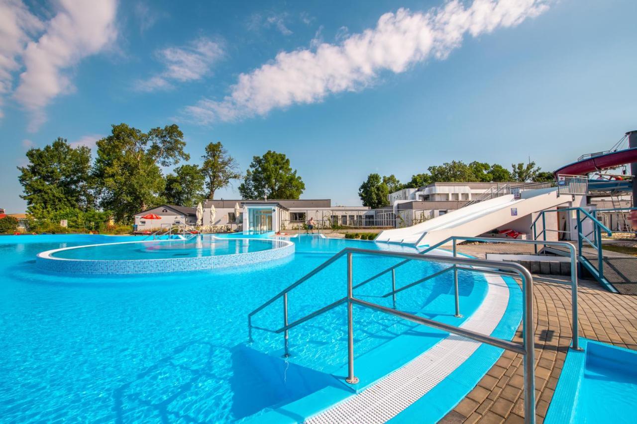 Hotel Termaly Male Bielice Partizánske Exteriér fotografie